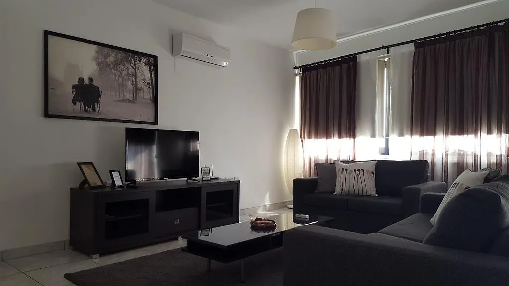 Apartment Zinonos City Flatsの連絡先